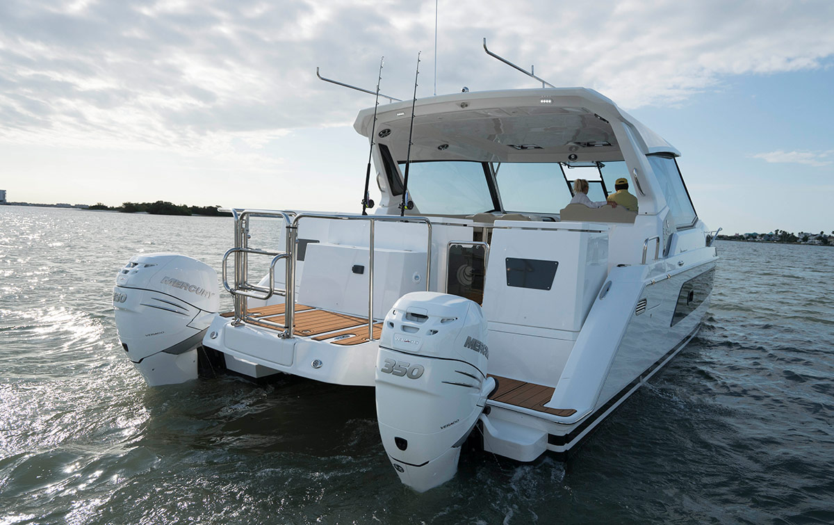 aft view of the aquila 36 fishing and diving version