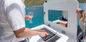 Kenyon Electric Grill on Aquila Boat