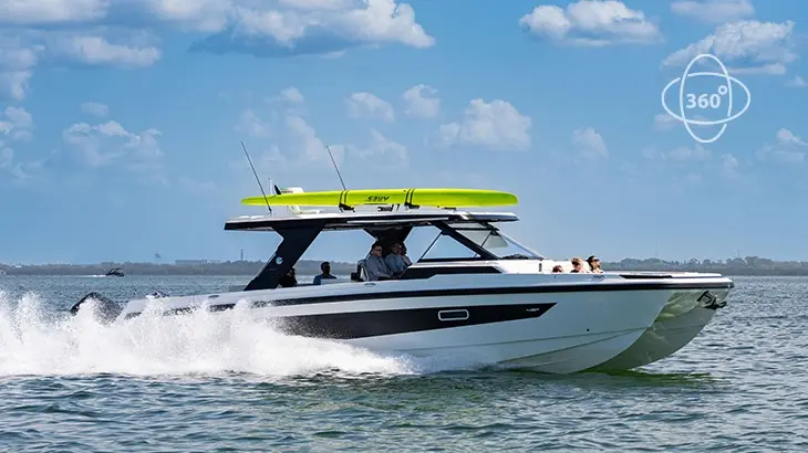 https://www.aquilaboats.com/hubfs/45%20Sport/45S-virtual-tour-thumbnail-740x410.webp